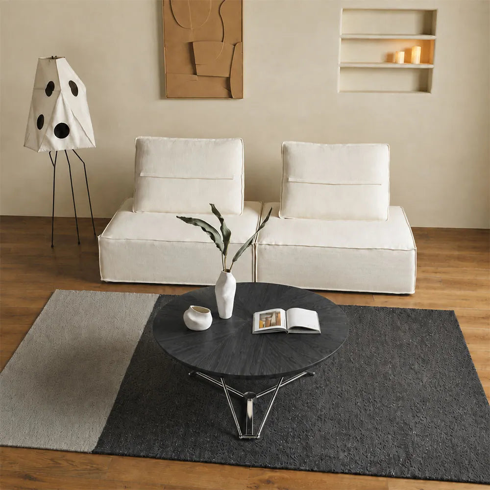 Height-adjustable coffee table detail