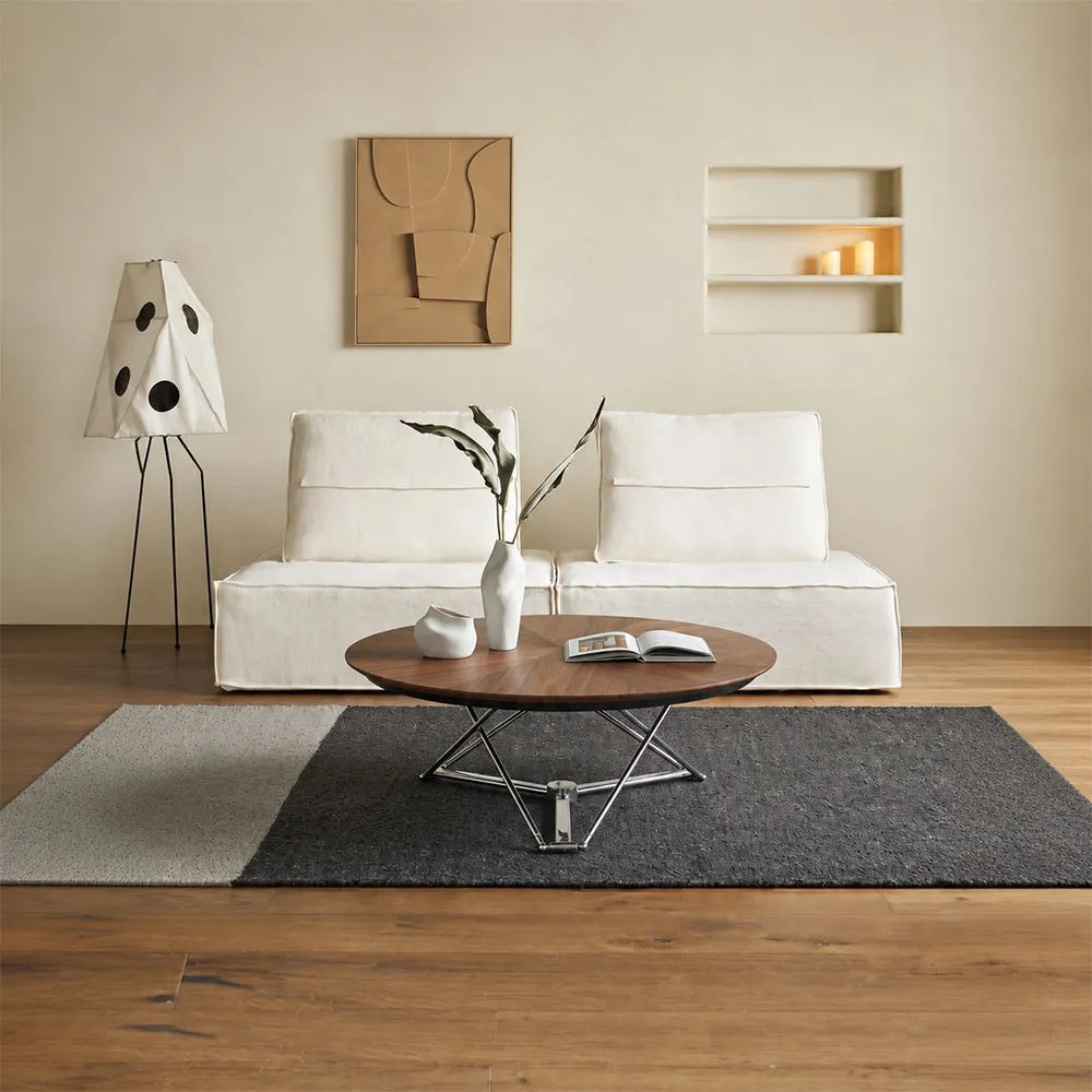 Height-adjustable coffee table detail